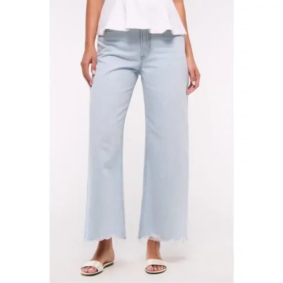 NWT Abercrombie & Fitch Denim Light Blue Wide Leg High Rise Cropped - Picture 4 of 13